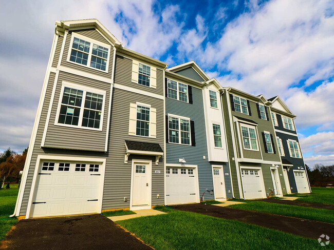 Building Photo - Terraces at Shepherdstown Rental