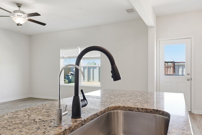 Photo - 2044 Mule Ridge Dr