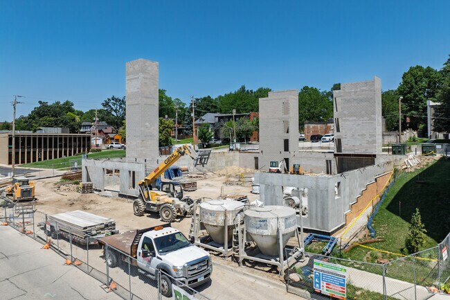 Building Photo - High Street Lofts II