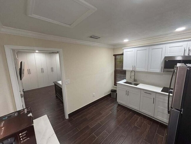 Photo - 1257 SE Airoso Blvd Unit C