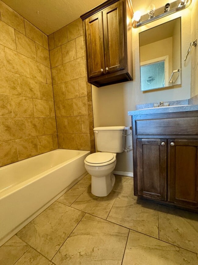 Photo - 1301 SW Washington Ave