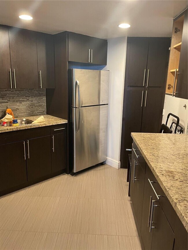 Photo - 801 Brickell Bay Dr Unidad 667 Rental