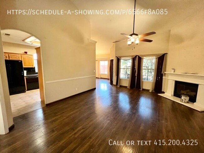 COMING SOON: Beautiful 3 Bedroom with an O... - COMING SOON: Beautiful 3 Bedroom with an O... House