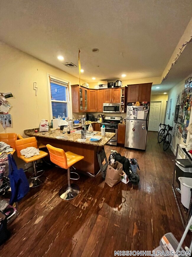 731 Parker St Unit 2