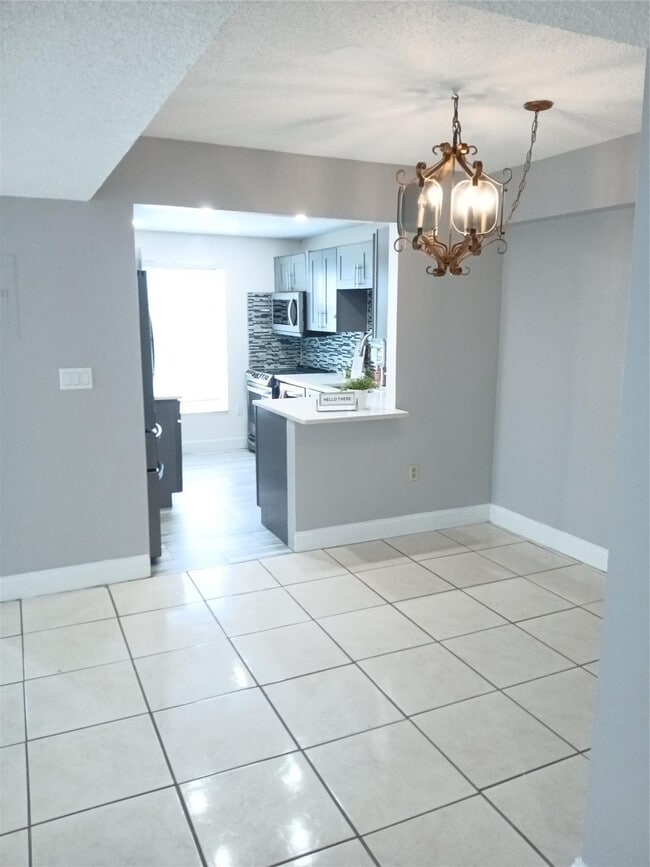 Photo - 4170 Inverrary Dr Unit 412