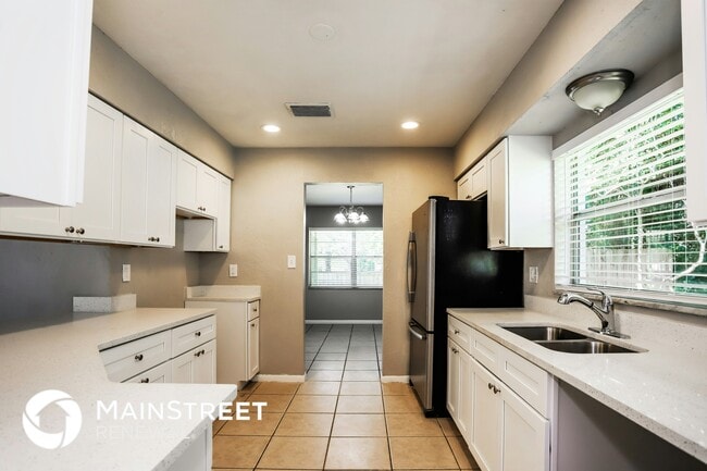 Photo - 2902 Forest Cir