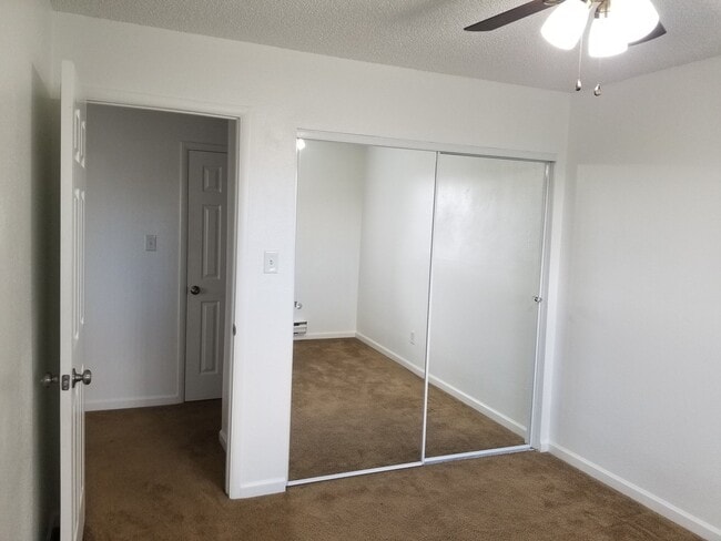 Photo - 1025 Oak St Unit 7