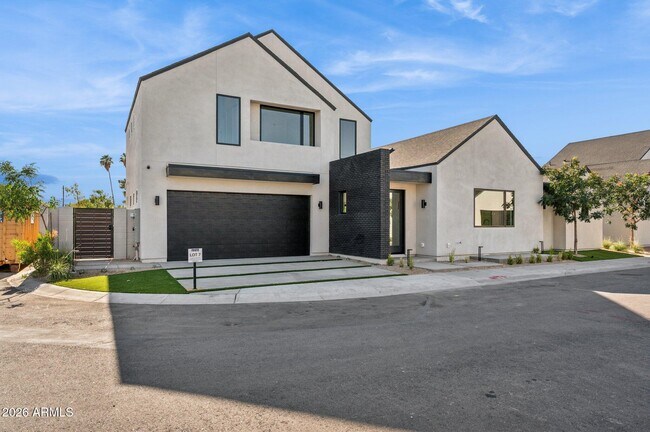 Photo - 6306 N 10th Dr