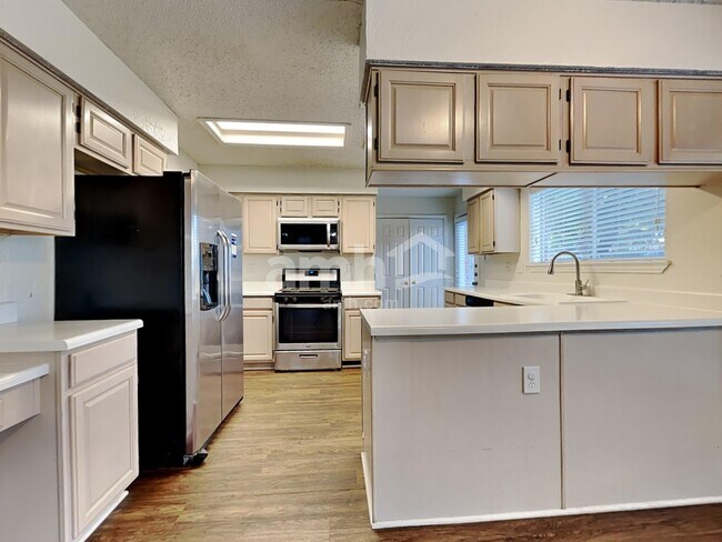 Photo - 5412 Big Bend Dr