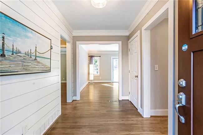 Photo - 1403 Lavista Rd NE