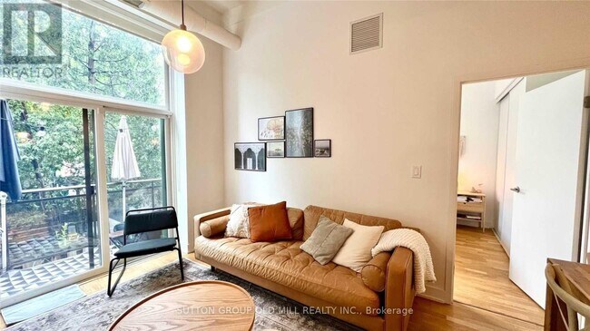 Photo - 152 Annette St Unit 203