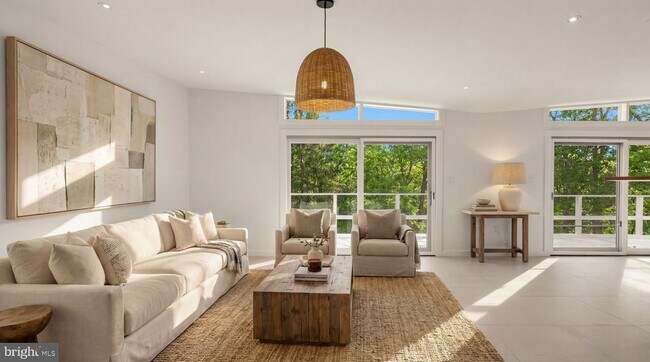 Photo - 10903 Beach Mill Rd