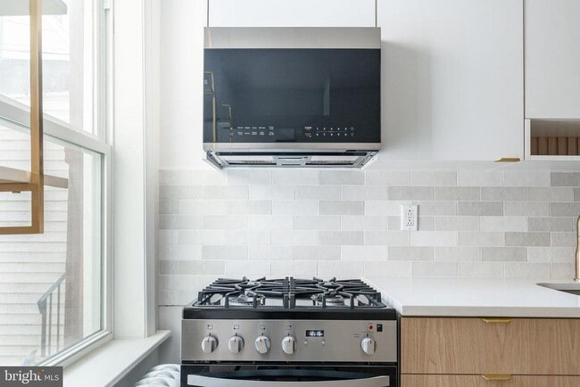 Photo - 2143 N Palethorp St