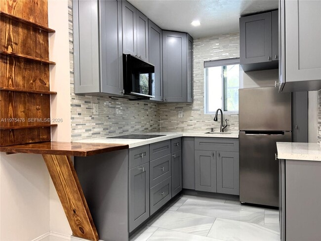 Photo - 451 NW 42nd Ave Unit 0