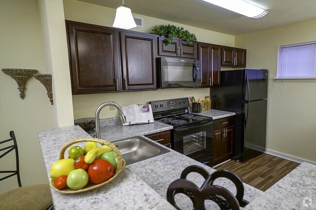 Building Photo - Hanover Crossing Rental