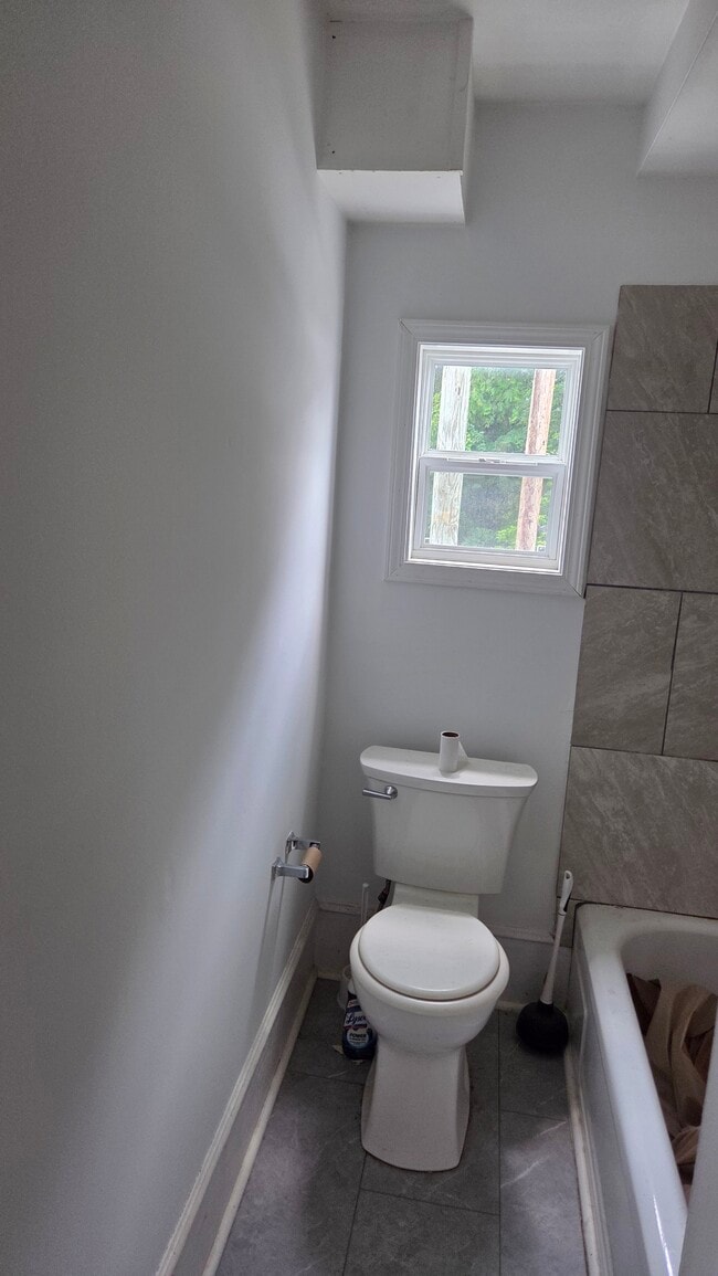 Photo - 162 Dorwyck Ln