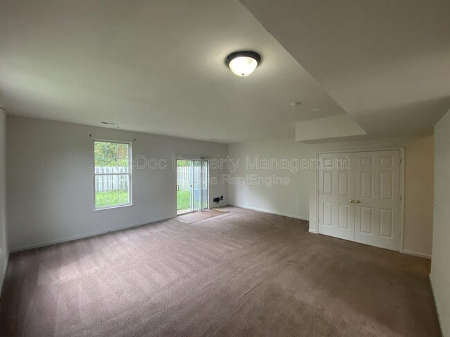 Photo - 10910 Coreys Way