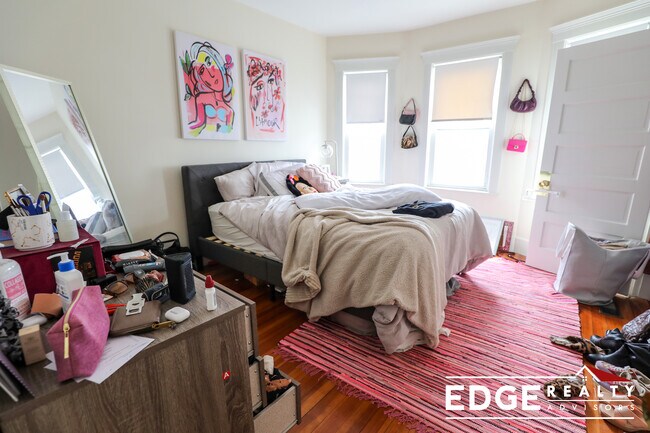 Photo - 11 Bennett St Unit 4