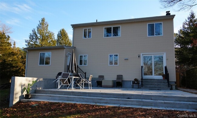 Photo - 371 S River Rd