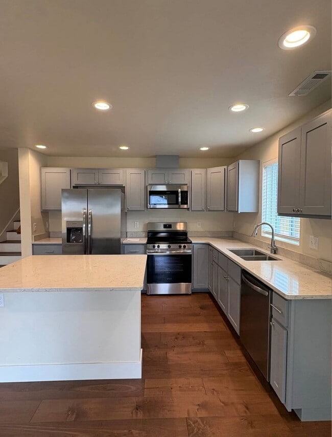 Photo - 613 St Thomas Ln Unit 613 St Thomas Lane #A