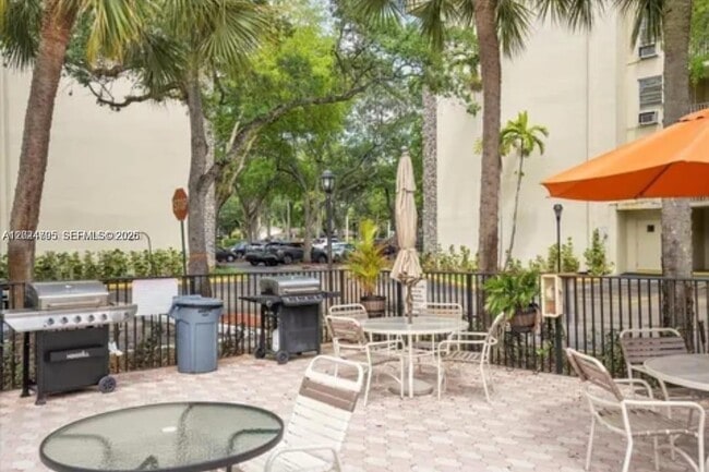 Photo - 6700 Cypress Rd Unit 409