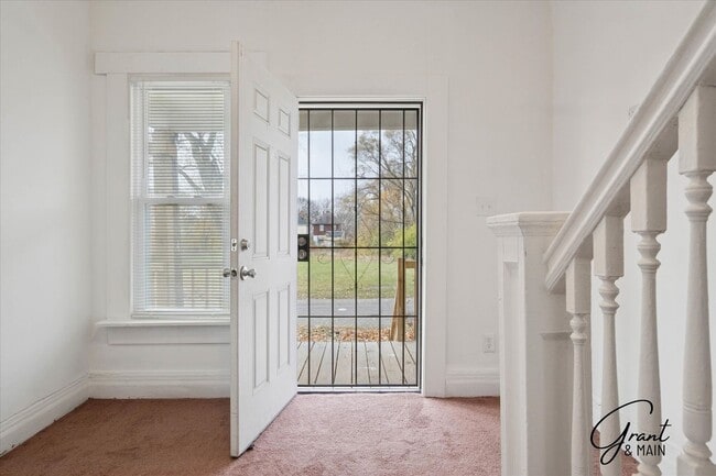 Photo - $1200 3 bedrooms