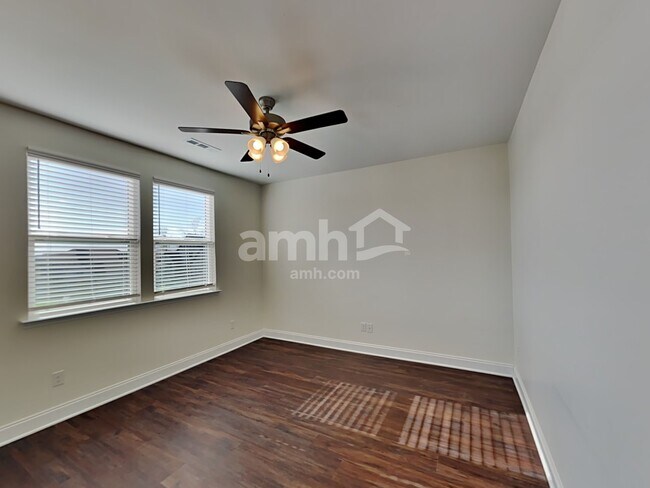 Photo - 123 Marin Dr