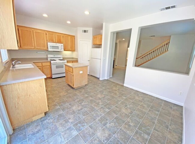 Photo - 2247 3rd St