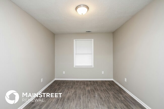 Photo - 121 Cres Pl Ln