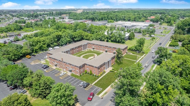 Photo - Bucks Crossings