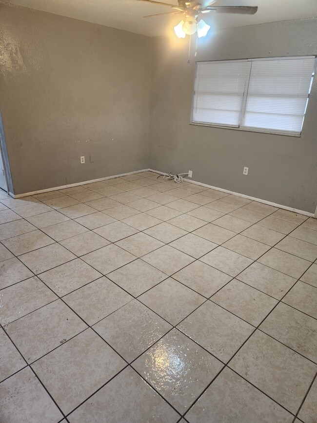 Photo - 41 Queens Ct