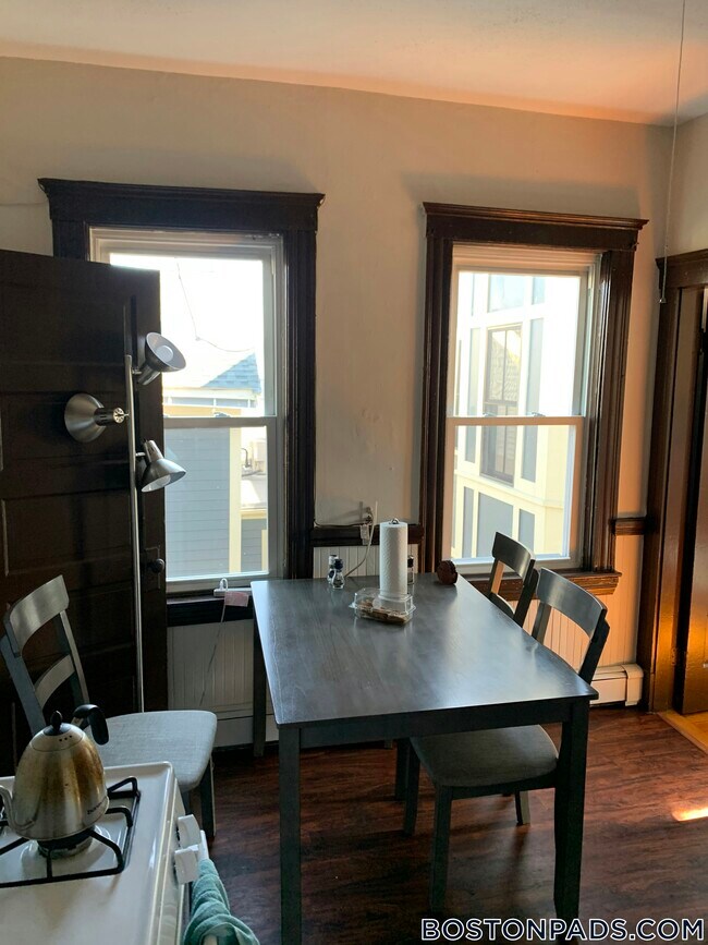 Photo - 122 Columbia St Unidad 3