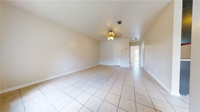 Photo - 814 Concho Pl