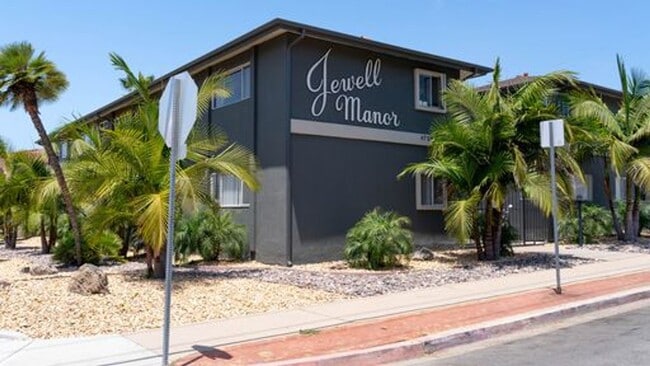 Building Photo - 1 bed, 1 bath Unit 4710 Rental