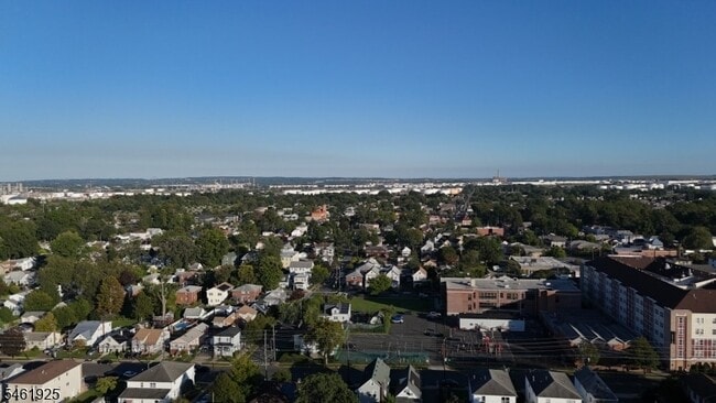 Photo - 102 E Elizabeth Ave