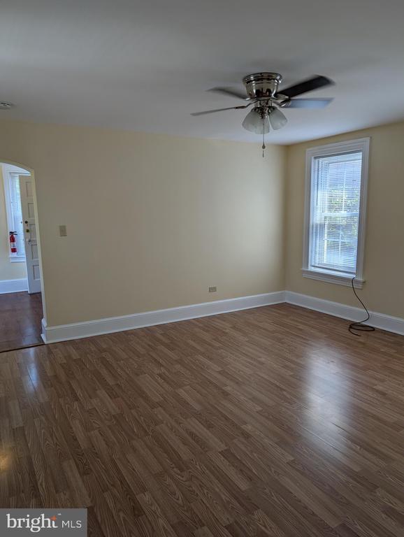 Building Photo - 547 Lincoln Ave Rental