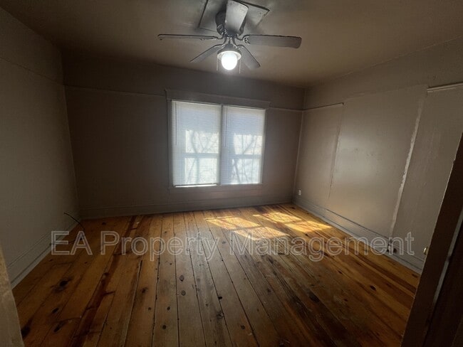 Photo - 123 Walter St NE Unit 2