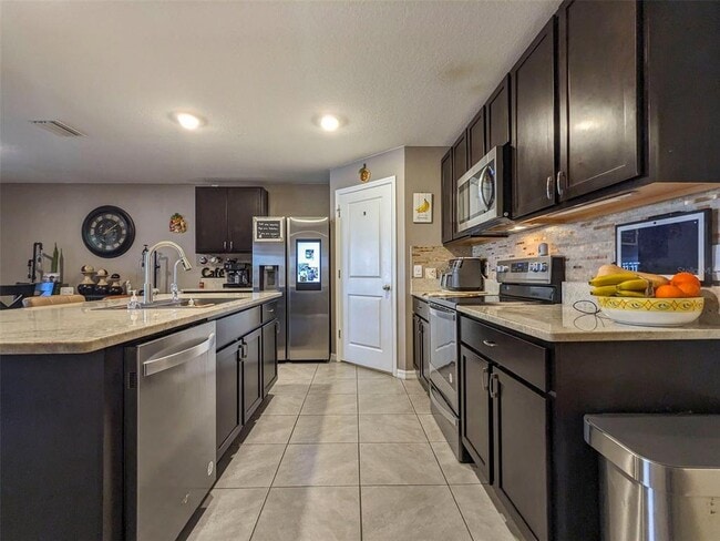 Photo - 4128 Silver Strand Trl