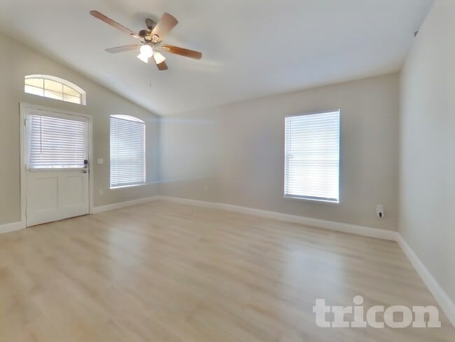 Photo - 3506 100th Ct E