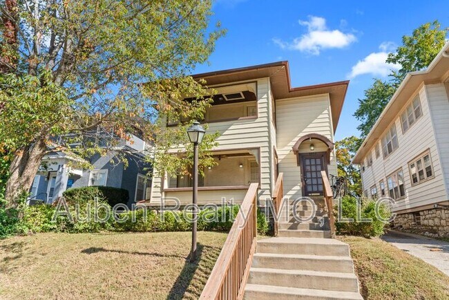 Photo - 5303 Charlotte St Unit 1