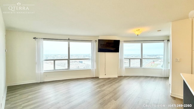 Building Photo - 38 Lee Centre Dr Unit 2003-38 Lee Centre Drive,