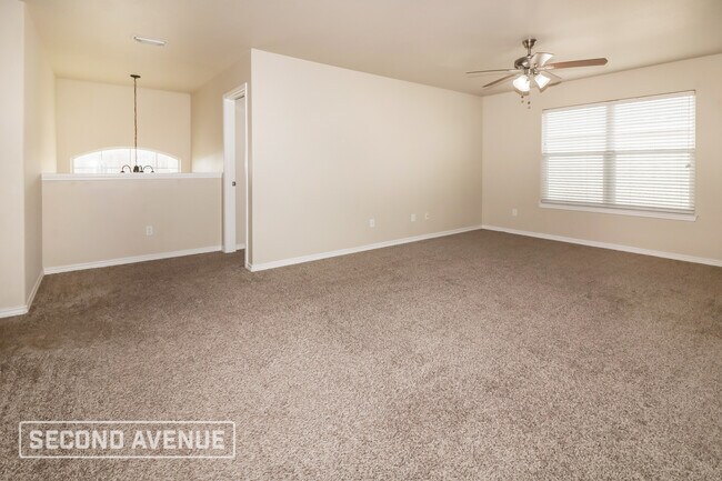 Photo - 3910 Annemasse St