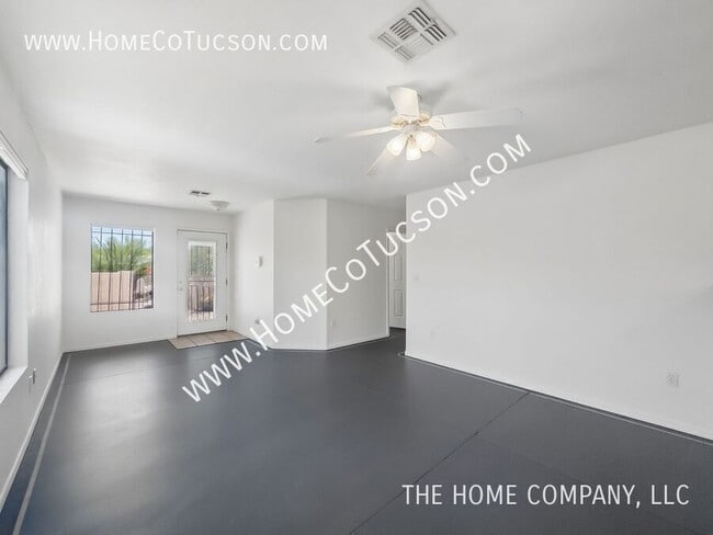 Photo - 1610 E Water St