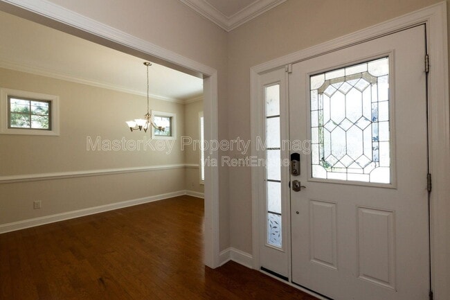 Photo - 4020 Vallonia Dr