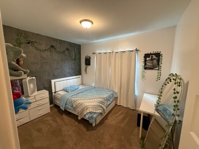 126 Glendale Ln