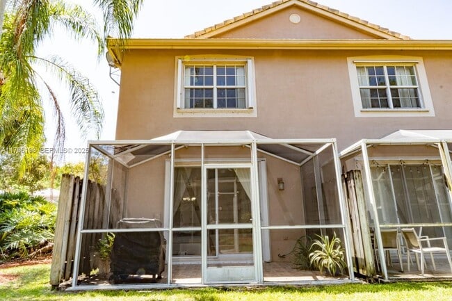 Photo - 1999 Madeira Dr