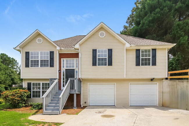 Building Photo - 7460 Royale Ct