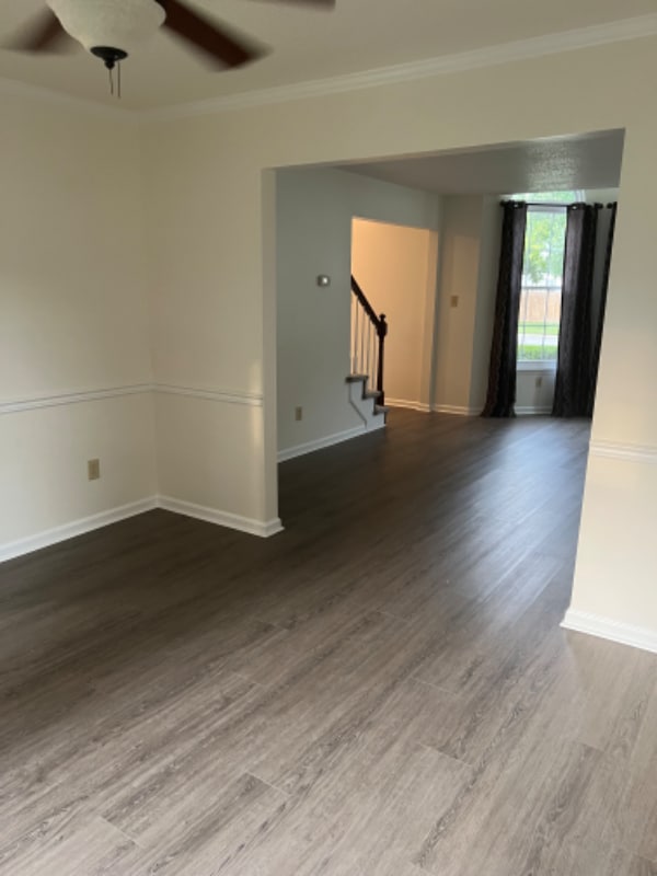 Photo - 2633 Pender Dr