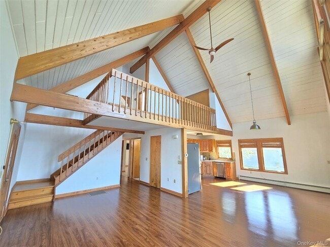 Photo - 36 Ten Broeck Ln