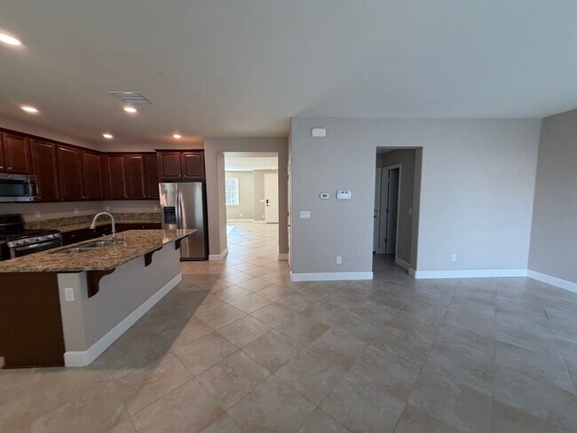 Photo - 1450 Samantha Crest Trail